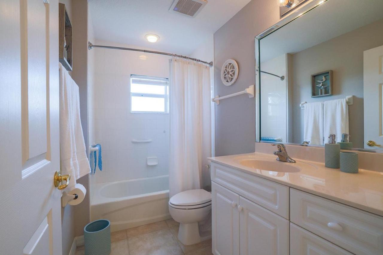 3 Bedroom 2 Bath Oceanwalk Condo With Estuary Views New Smyrna Beach Extérieur photo