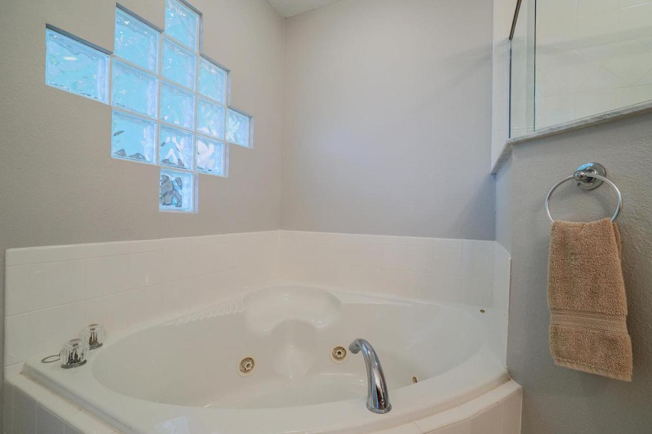 3 Bedroom 2 Bath Oceanwalk Condo With Estuary Views New Smyrna Beach Extérieur photo